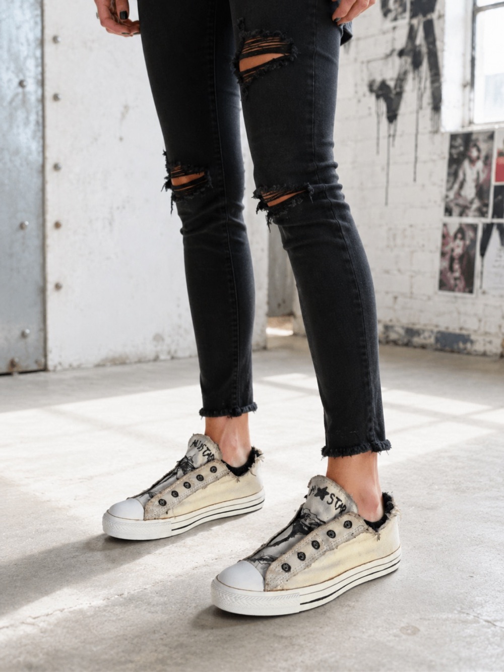 Limited édition Kurt Cobain Frayed Slip-On Converse all stars ❤️6